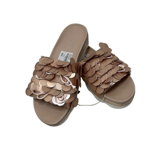 Tosca Blue Studio Light Pink Round Tassel Platform Rhinestone Slides 8 - Picture 6 of 7